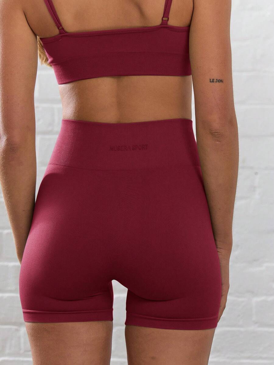 Short Maju
