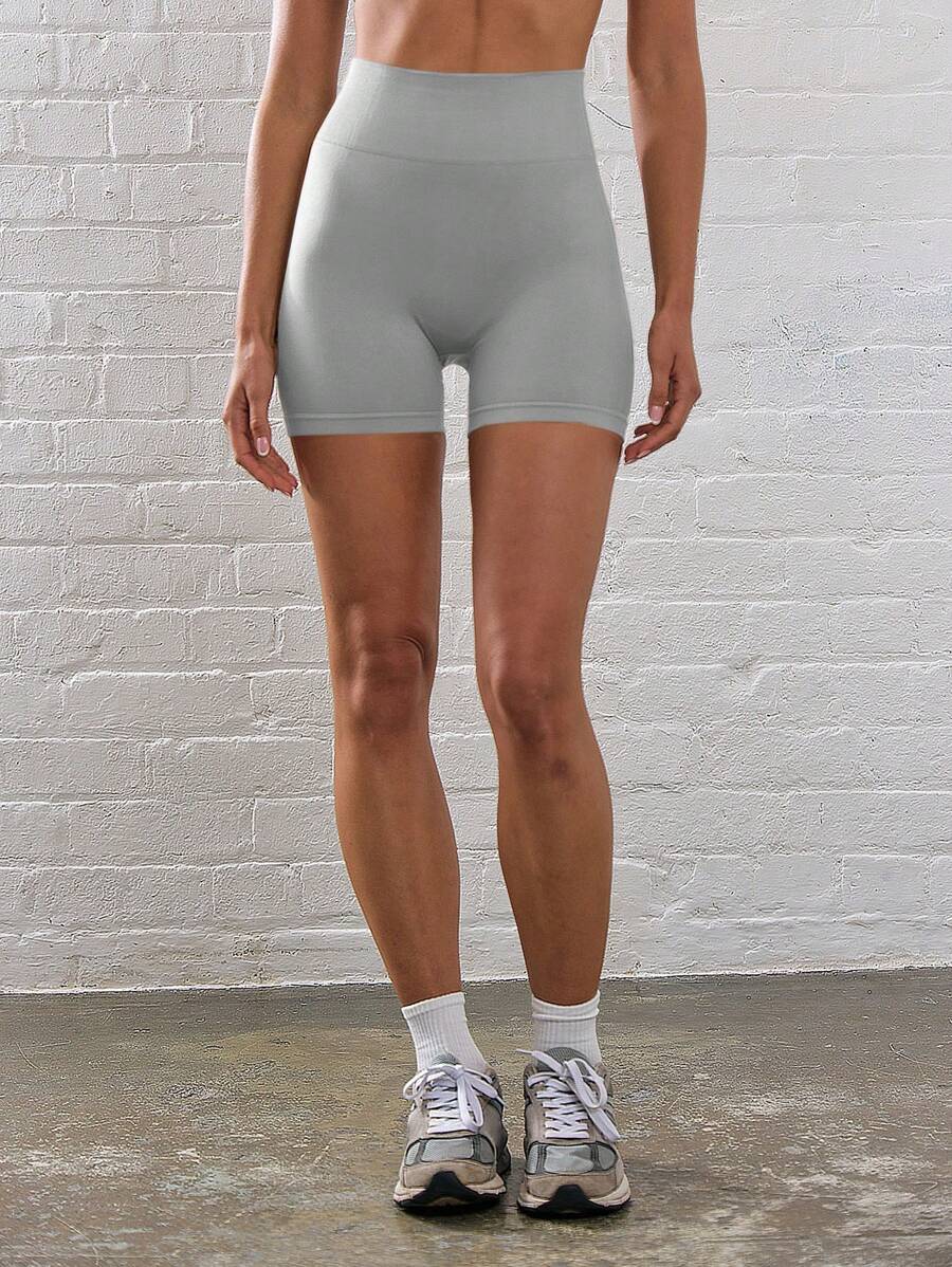 Short Maju