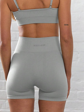 Short Maju
