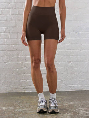 Short Maju